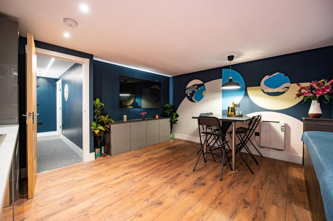 The Nest - Luxury 16 Person Apt W Jacuzzi & Parking Блэкпул Экстерьер фото