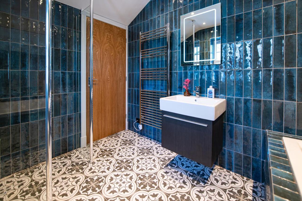 The Nest - Luxury 16 Person Apt W Jacuzzi & Parking Блэкпул Экстерьер фото